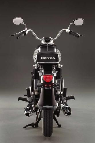 Honda-Dream-305-5