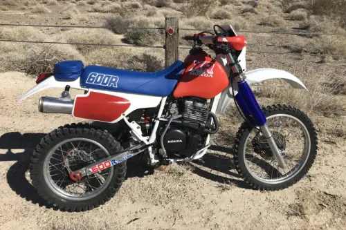 Honda-XR600R-1